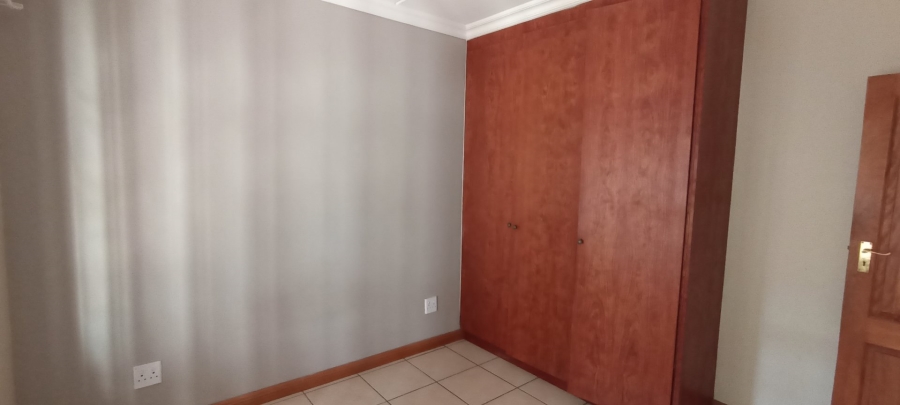 To Let 2 Bedroom Property for Rent in Die Bult North West